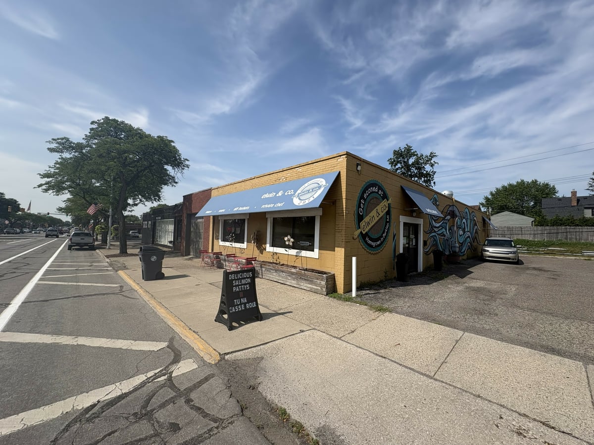 2971 Coolidge Hwy