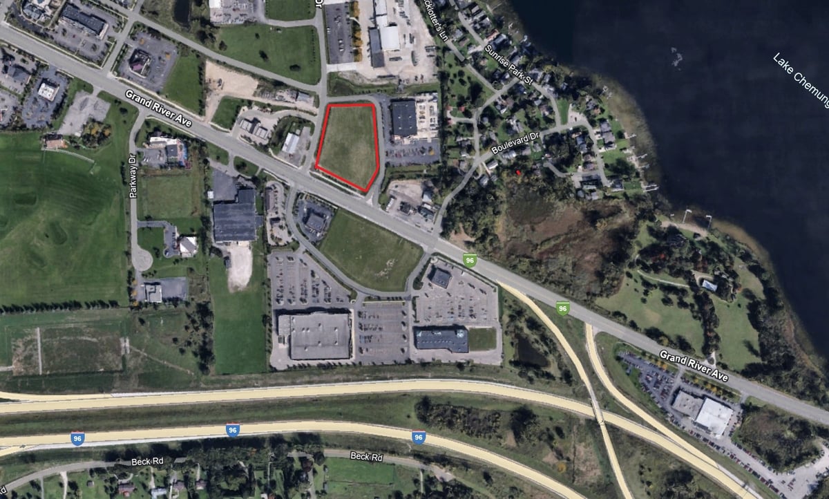 4.17 Acres Grand River