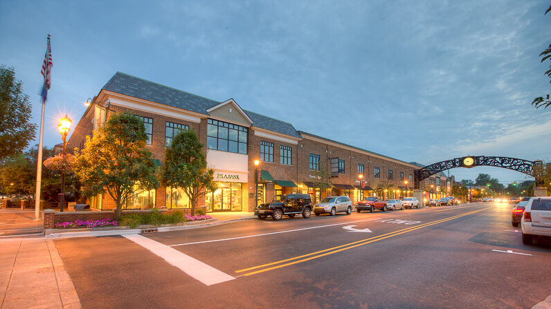 Thomas Duke Company Secures Acquisition of Premier Grosse Pointe Property
